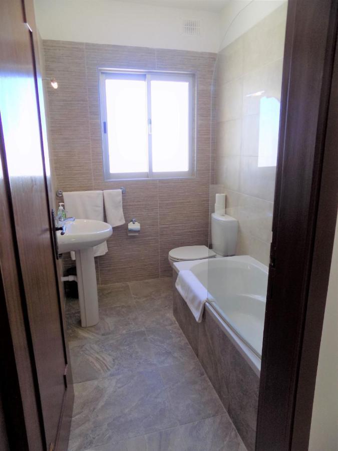 Apartment Sunshine Holiday 5 With Spectacular Seaviews *