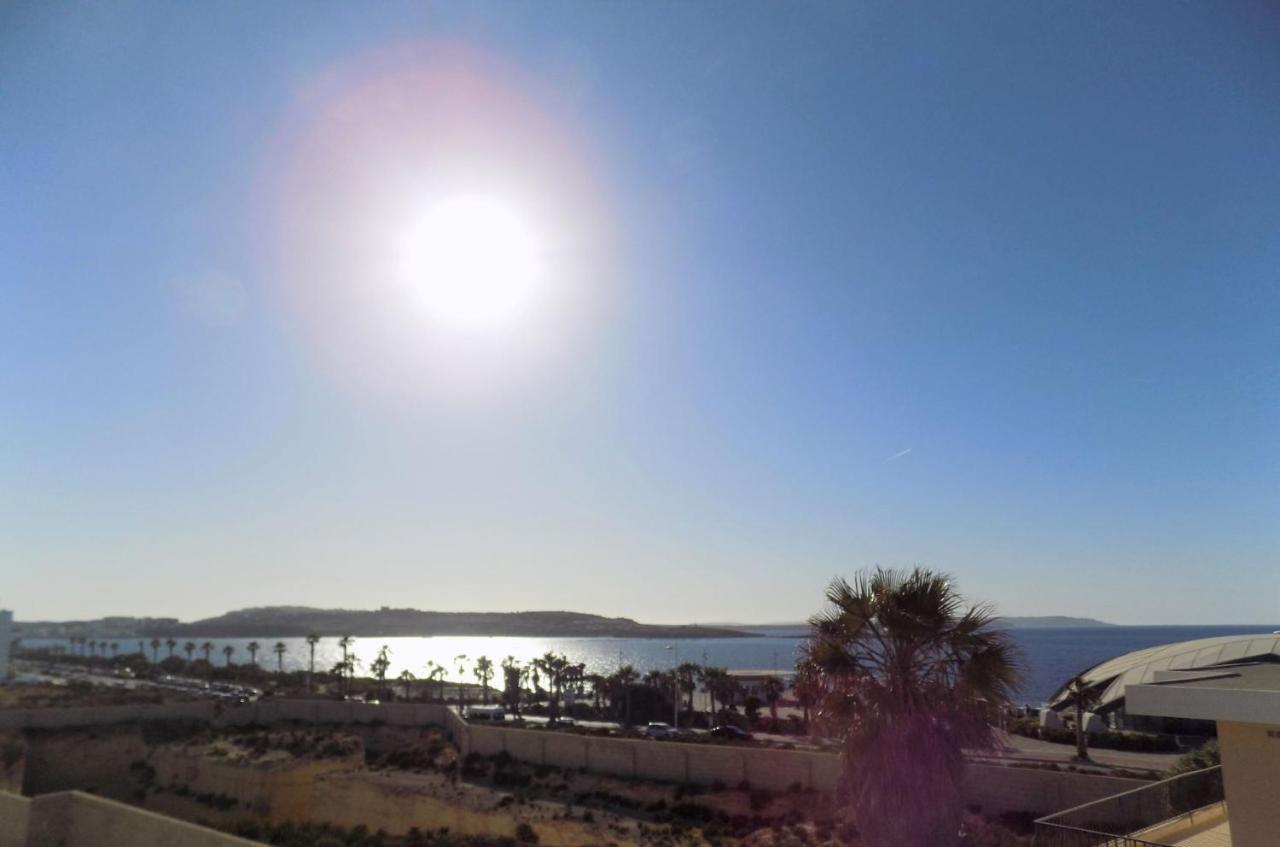 Sunshine Holiday 5 With Spectacular Seaviews